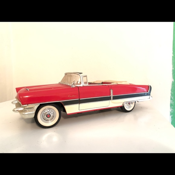 ROAD SIGNATURE 1/18 1955 Packard Caribbean Conv - Picture 3 of 7